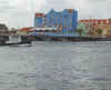 32 blue bldg w boat.JPG (54277 bytes)